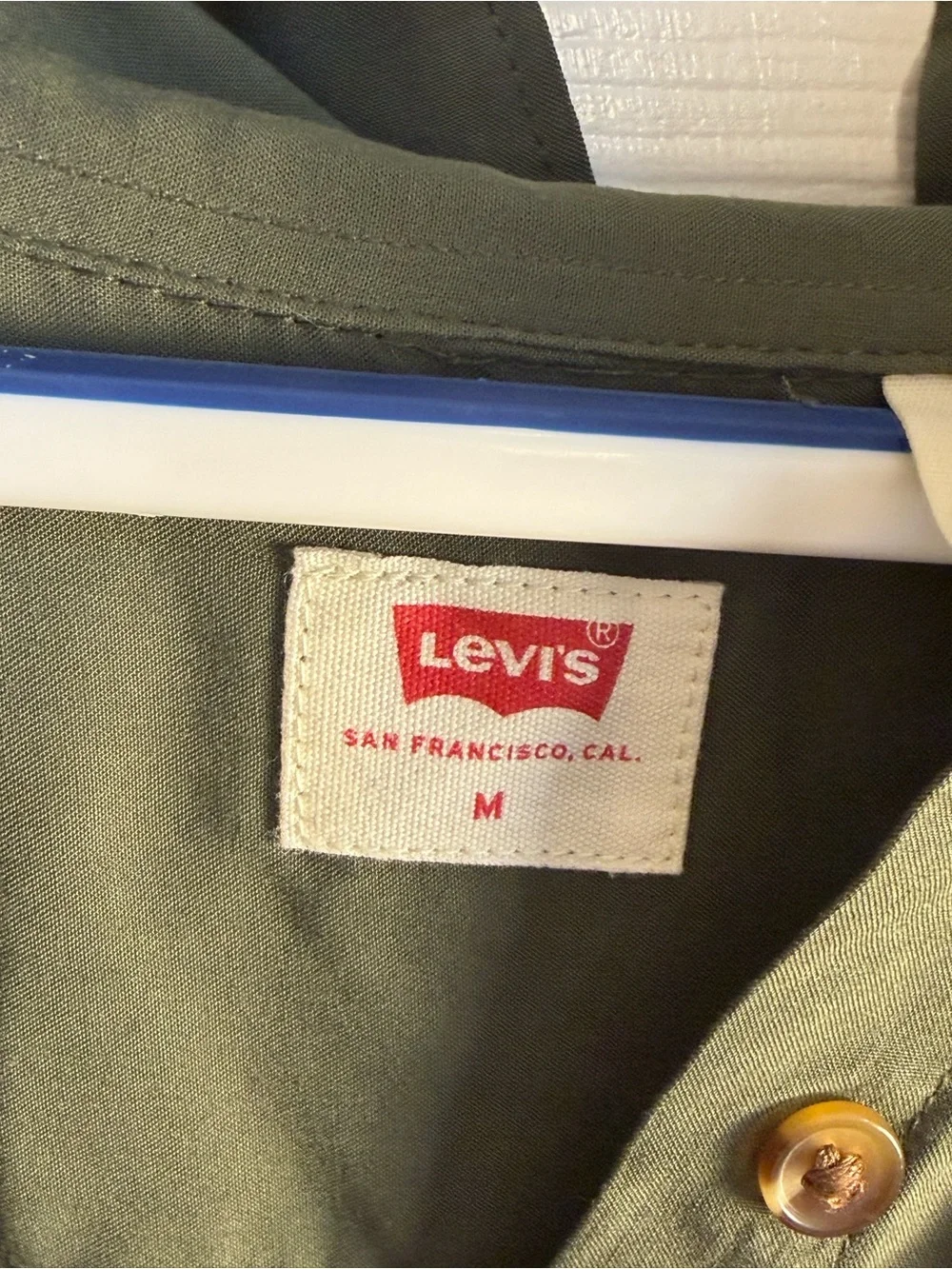 Levi's Women's Olive Green Button-Up Shirt M